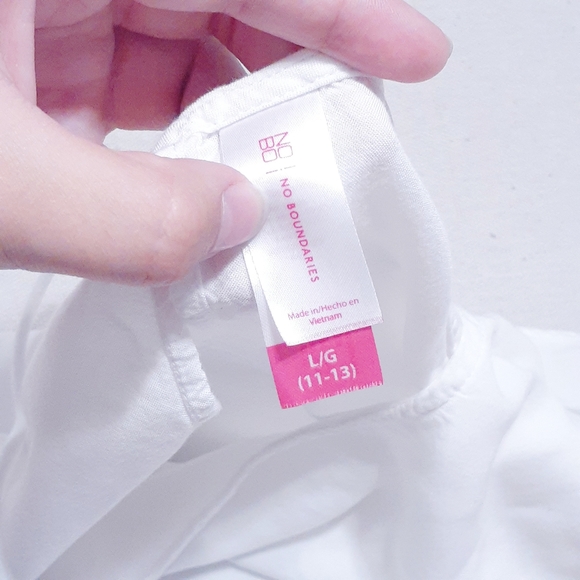 No Boundaries flowy tank - Picture 3 of 9